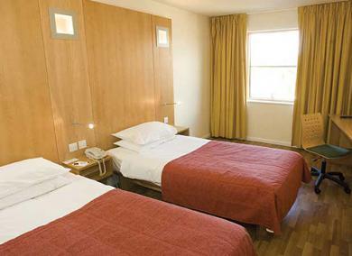 Ramada Encore Йорк Экстерьер фото